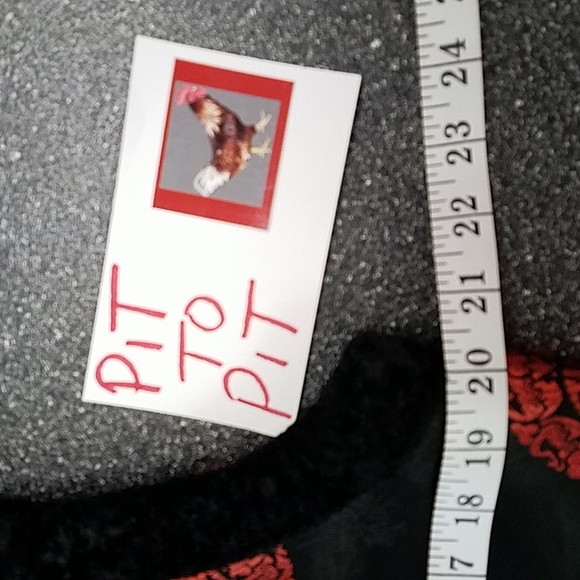 Jing Xia Vest - Picture 10 of 13